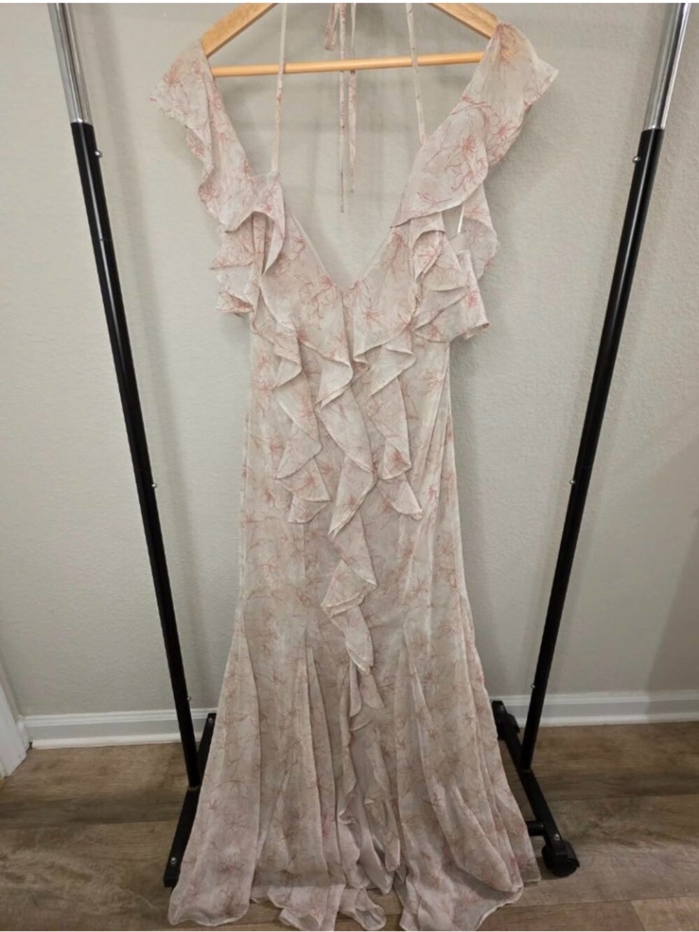 Storia Light Blush Floral Ruffle Maxi Dress